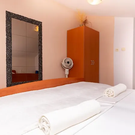 Apartament Andrijana *